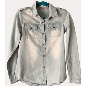 Broccoli Chambray Button Front Top Blue XS